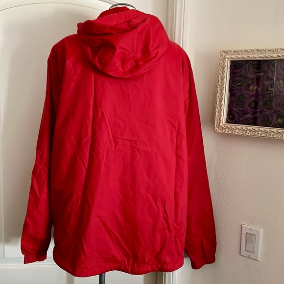 Champion~Jacket~Windbreaker / Packable - Picture 7 of 12